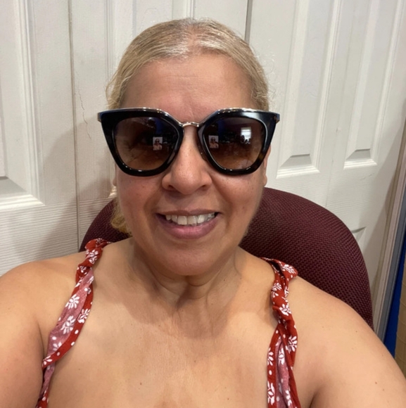 Meet your Posher, Boggess - Picture 1 of 1